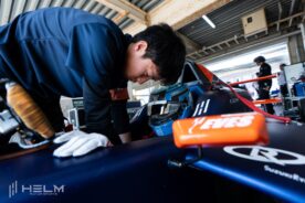 保護中: 「今できることに全力を」HELM MOTORSPORTS 佐藤が語る、レースの現場で掴んだ“やりがい”